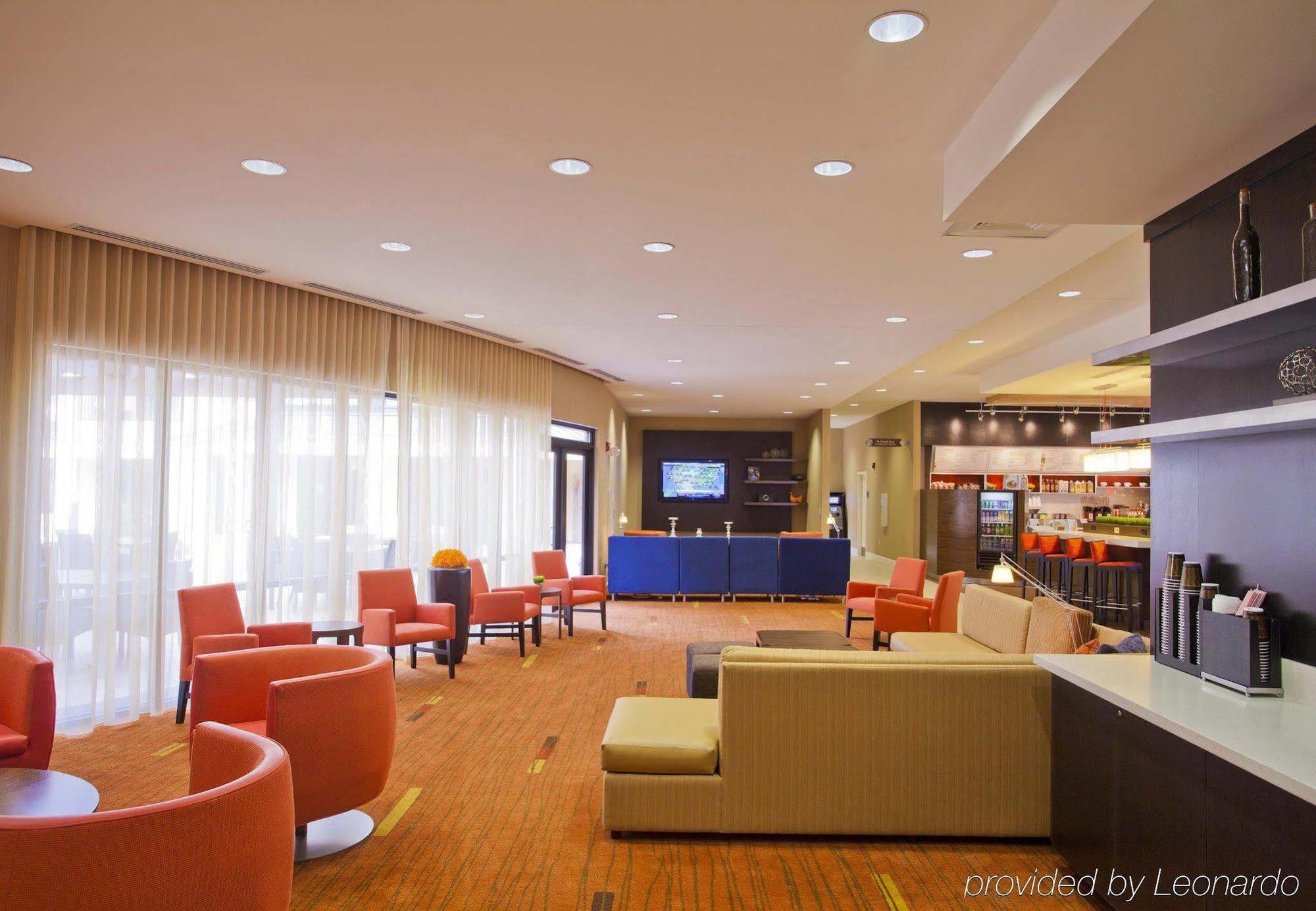 Courtyard Charlotte Airport North Hotel Kültér fotó